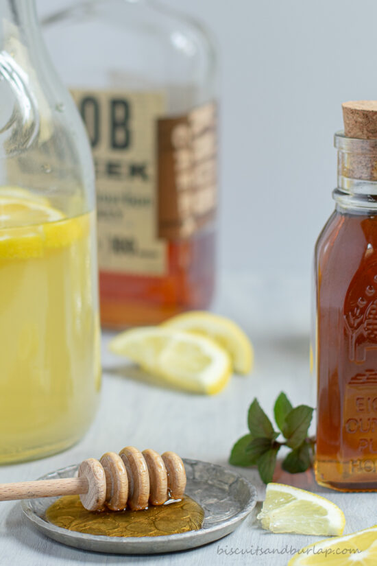 Honey Bourbon Lemonade