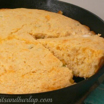 Mama's Mexican Cornbread