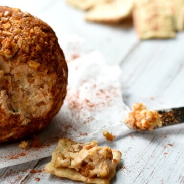 Cheese Ball with Pimento Cheese from BiscuitsandBurlap.com