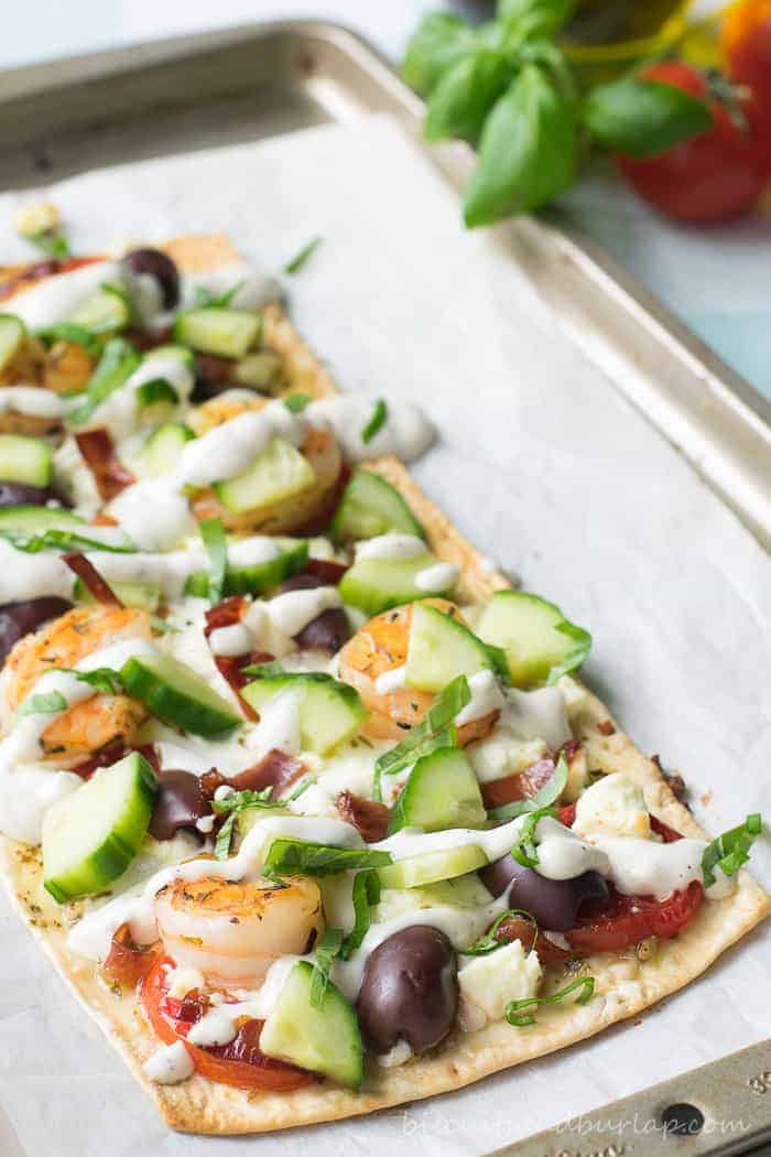 Greek Style Flatbread Pizza from BiscuitsandBurlap.com