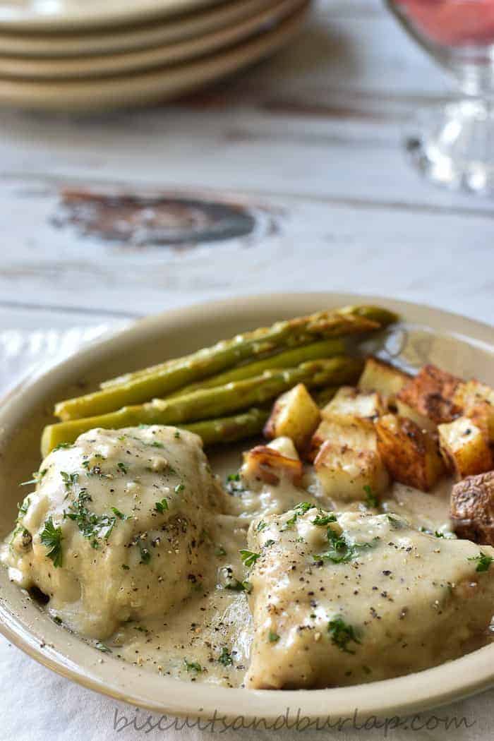 Italian Chicken with Creamy Pan Sauce from BiscuitsandBurlap.com