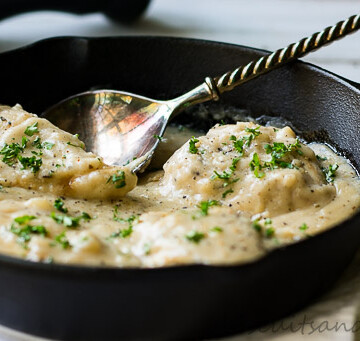 Italian Chicken with Creamy Pan Sauce from BiscuitsandBurlap.com