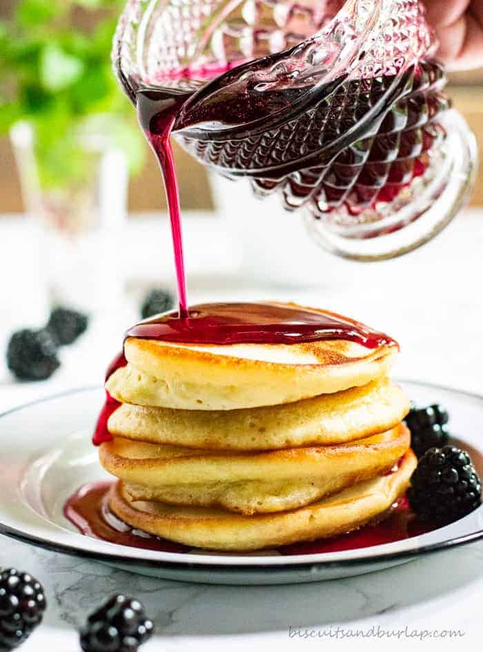 Easy homemade blackberry syrup from BiscuitsandBurlap.com