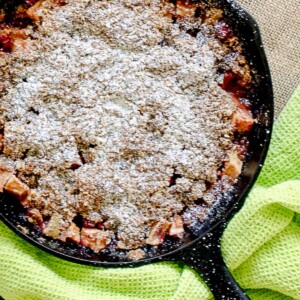 apple crisp in skillet.