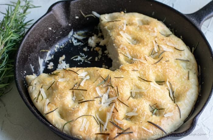 skillet focaccia bread is fragrant and delicious. It's perfect for a first-time bread baker.