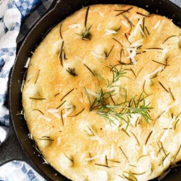 skillet focaccia bread is fragrant and delicious. It's perfect for a first-time bread baker.