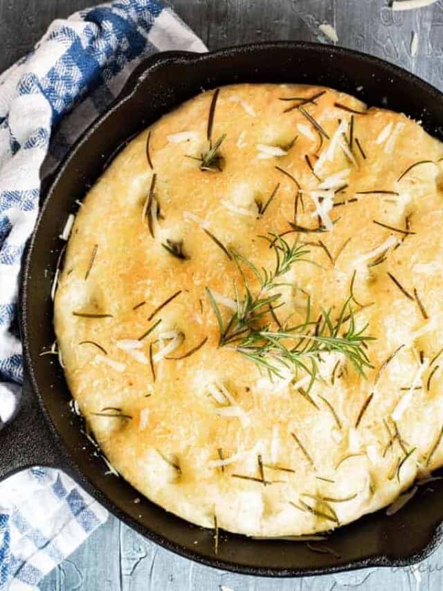 THE EASIEST BREAD RECIPE FOR A BEGINNER Biscuits & Burlap