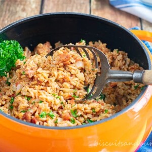 Red Rice - Gullah Style is an adaptation from the cookbook Bittle en' T'ing"