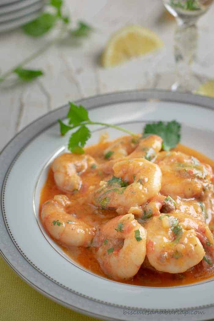 Shrimp in buttery sofrito sauce