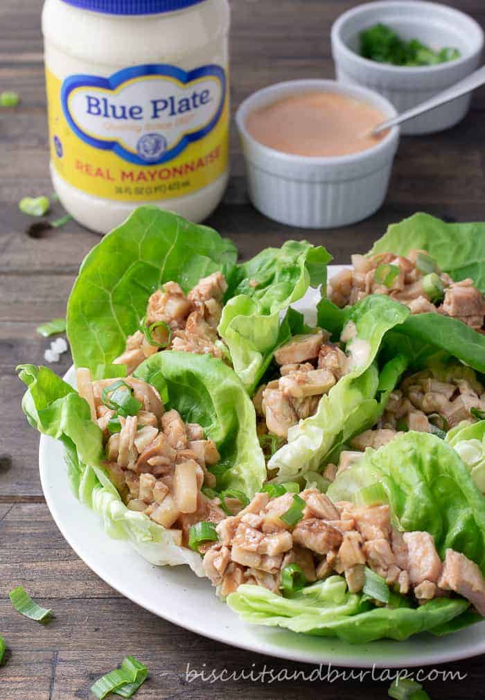 Lettuce Wraps with Grilled Chicken have a spicy sauce