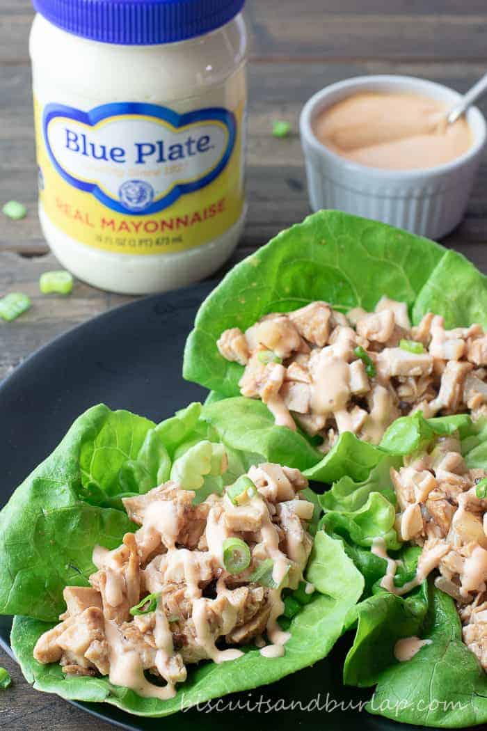 Lettuce Wraps with Grilled Chicken have a spicy sauce