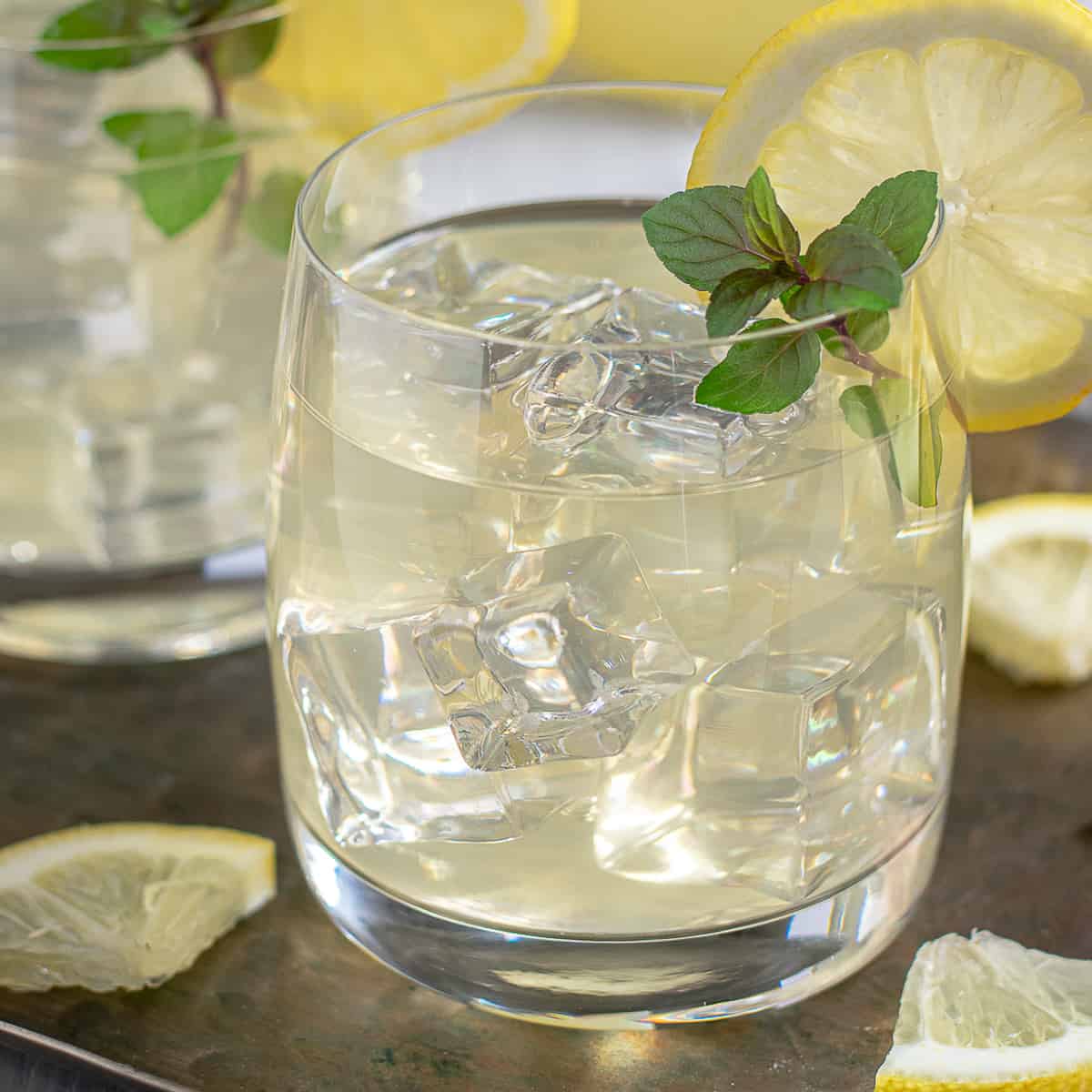 glass of bourbon lemonade.