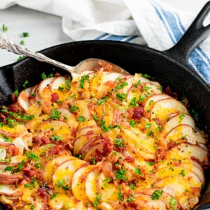 skillet potatoes with cheese & bacon