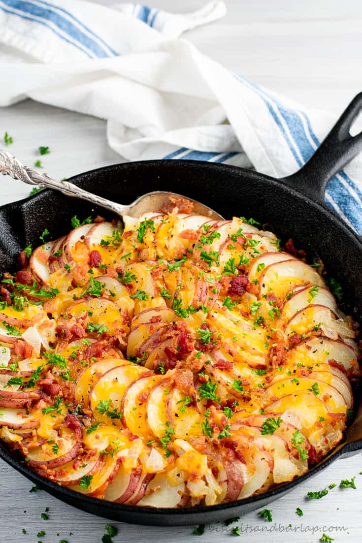cast iron skillet potatoes with cheese & bacon