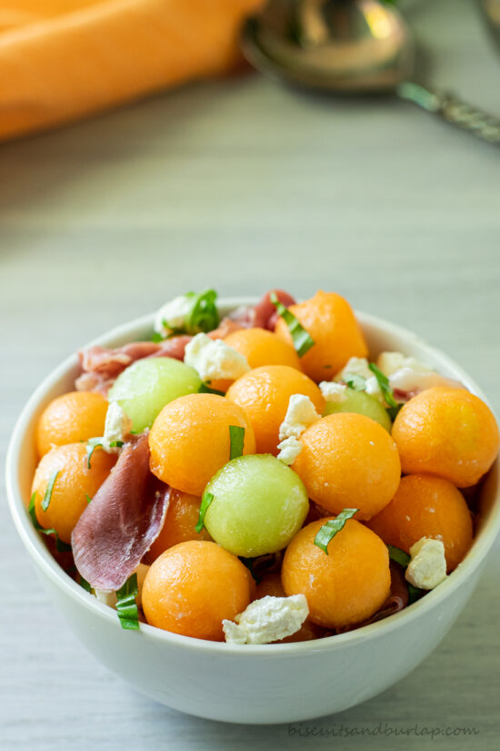 melon and prosciutto salad without greens
