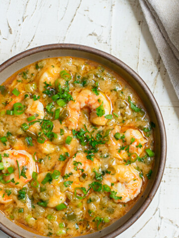 etouffee shrimp in bowl