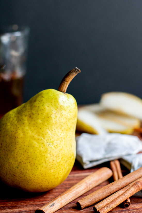 Spiced Pear Bourbon Iced Tea- A Fall Cocktail