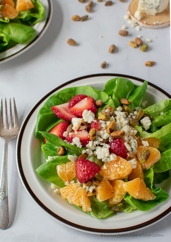 overhead shot of salad with clementines