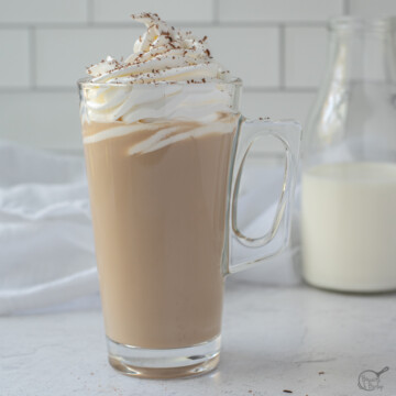 White Chocolate Mocha (Starbucks Copycat)