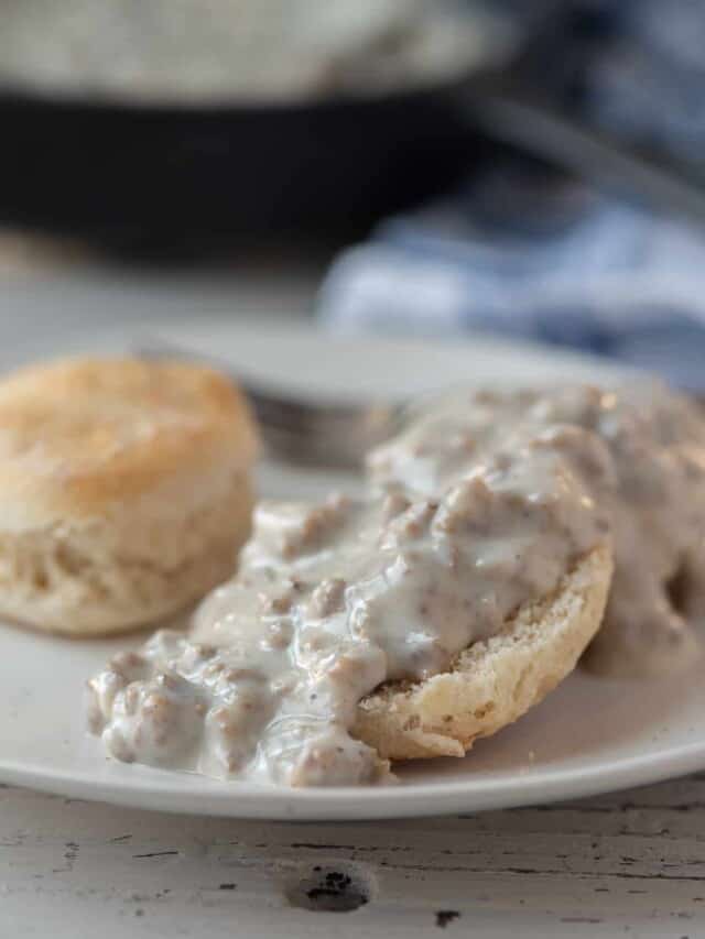 How to make Sausage Gravy Biscuits & Burlap