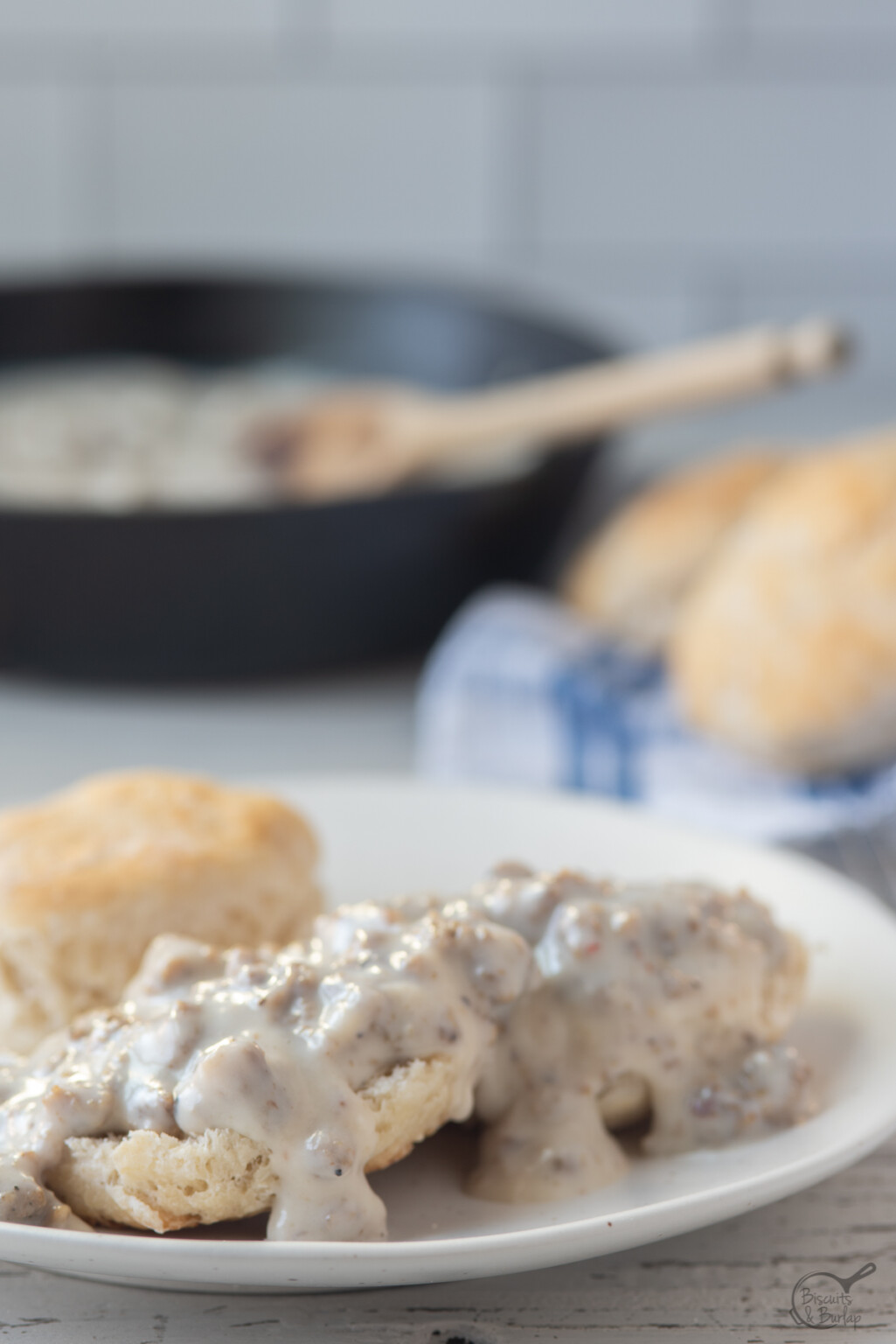 How to Make Old Fashioned Sausage Gravy