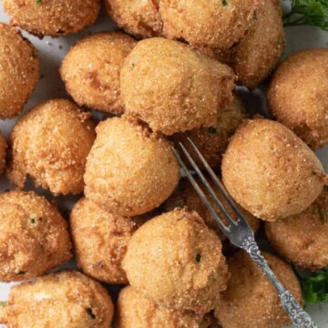 cropped-cajun-hush-puppy-recipe-4.jpg