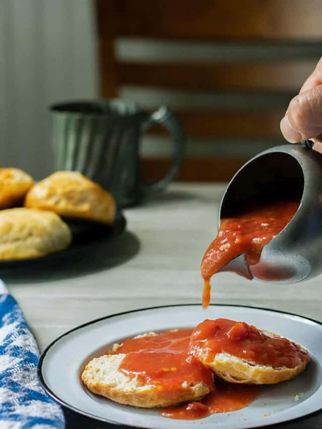 Southern Style Tomato Gravy Biscuits & Burlap