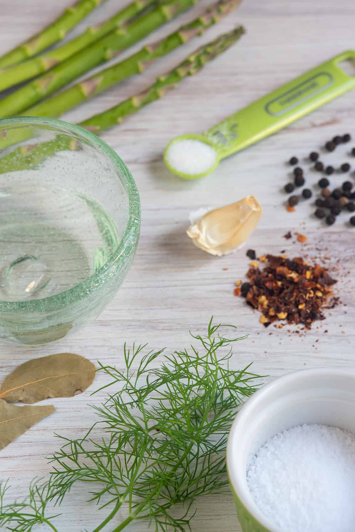 ingredients for pickled asparagus. 