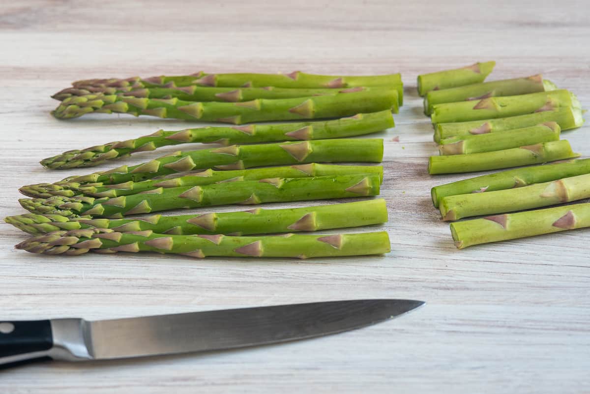 asparagus spears which have been trimmed.