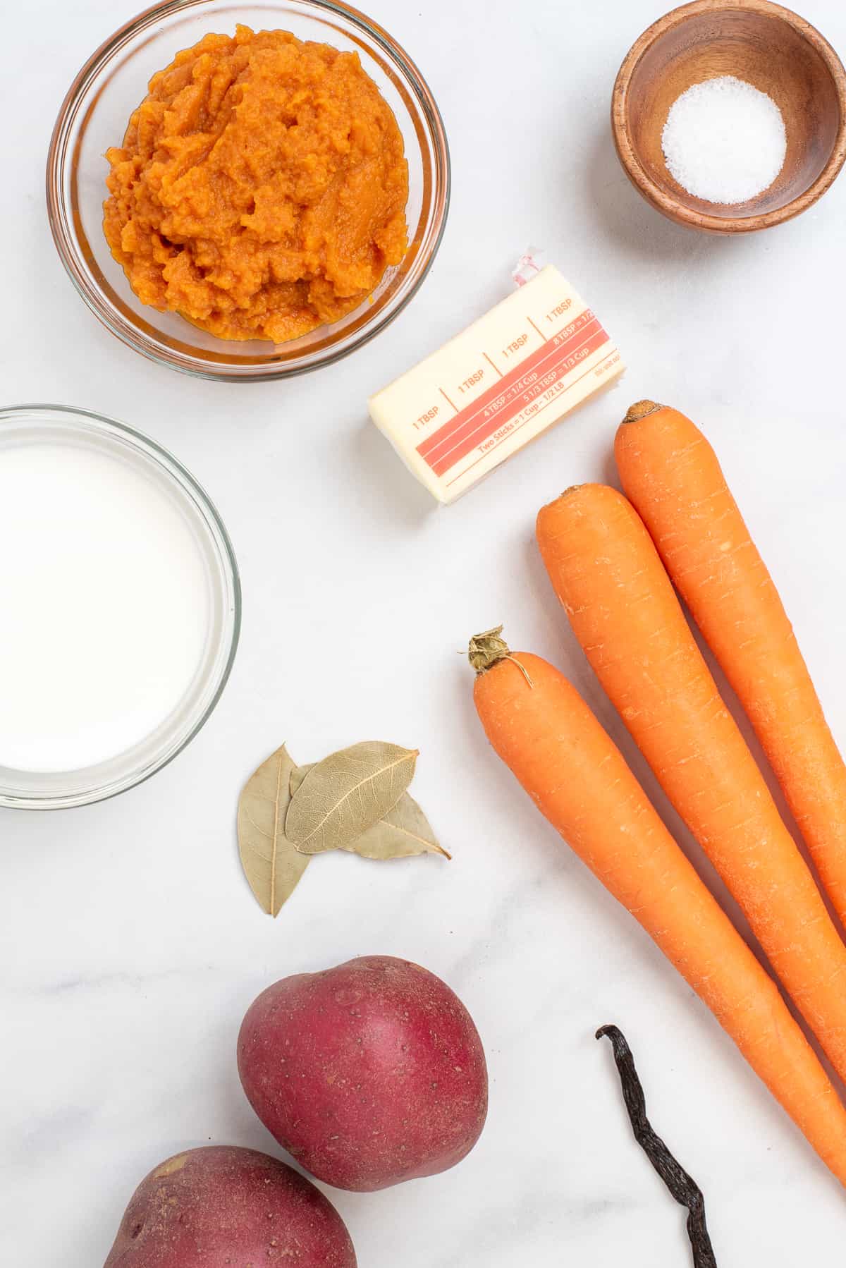 ingredients for carrot pumpkin soup. 