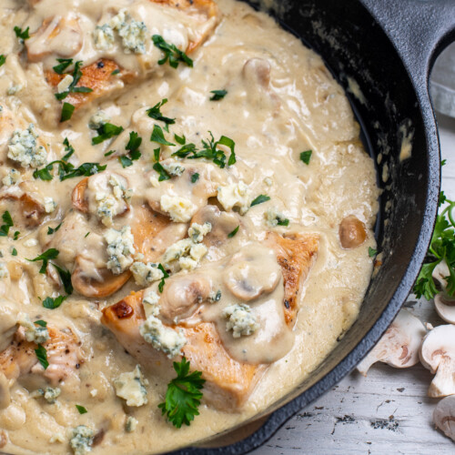 chicken gorgonzola in a cast iron skillet